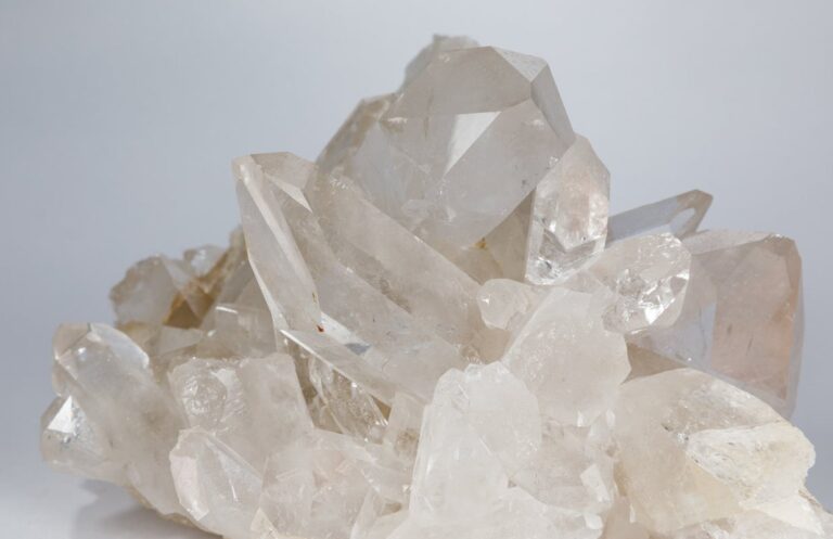 קוורץ קריסטל